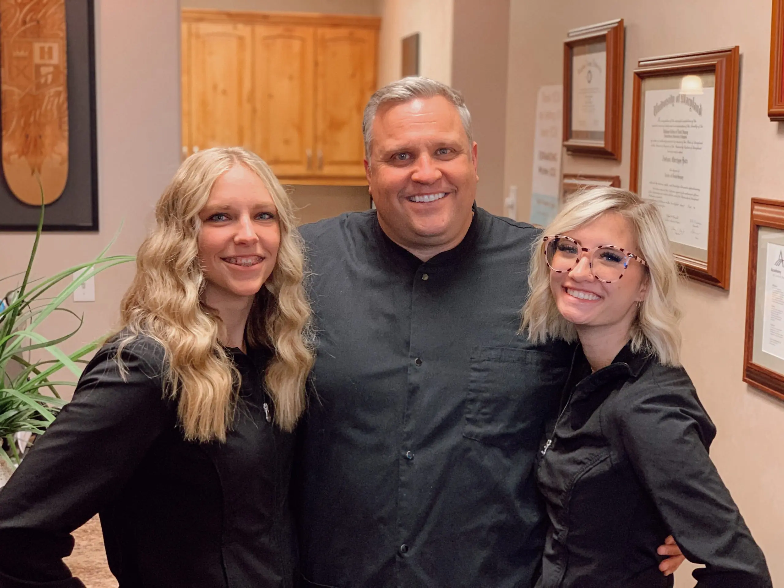 Dentist,West Jordan Home | Holt Dental Care - Dentist in West Jordan - Dr. Joshua C. Holt