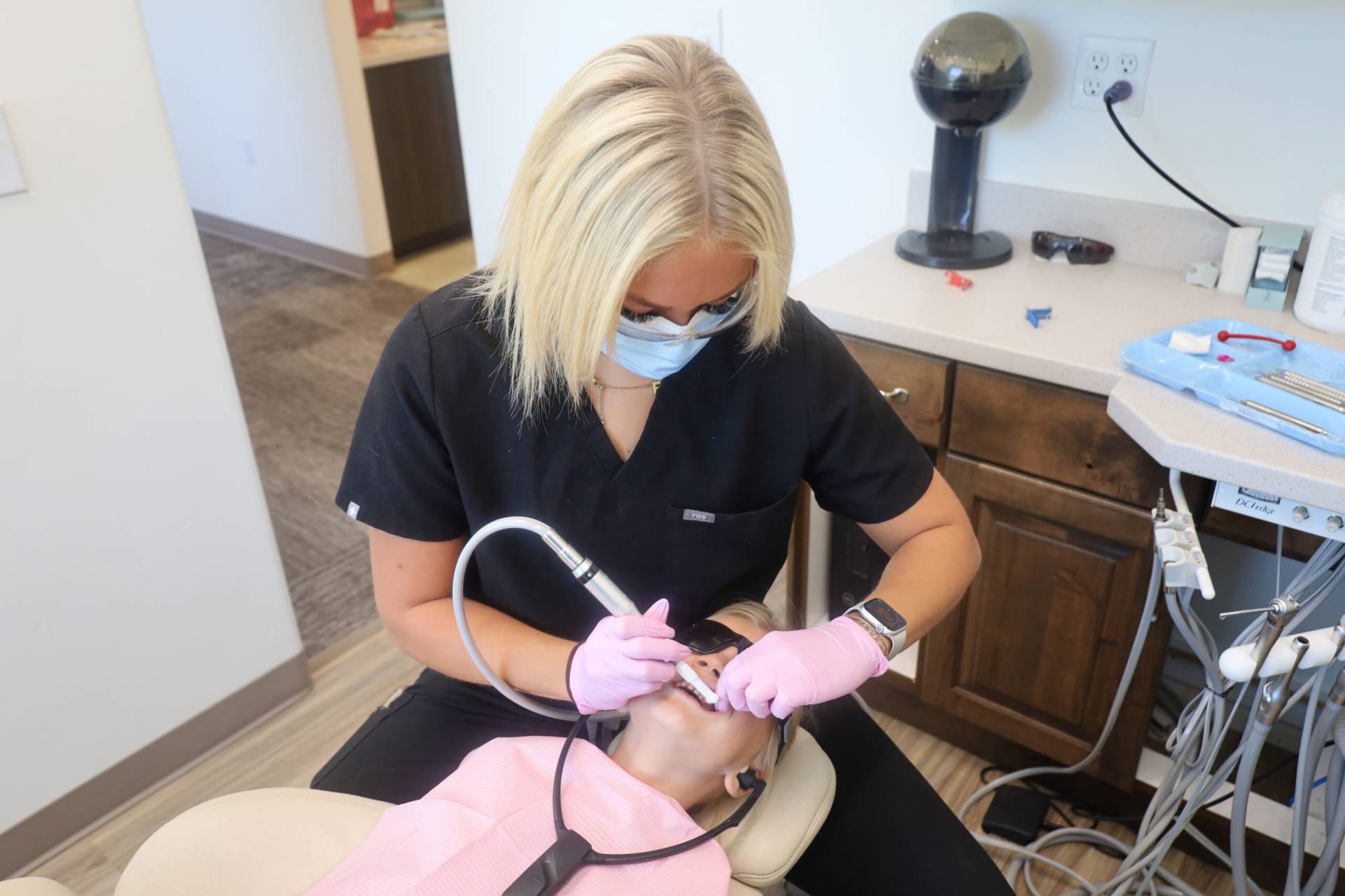 Dentist,West Jordan Home | Holt Dental Care - Dentist in West Jordan - Dr. Joshua C. Holt